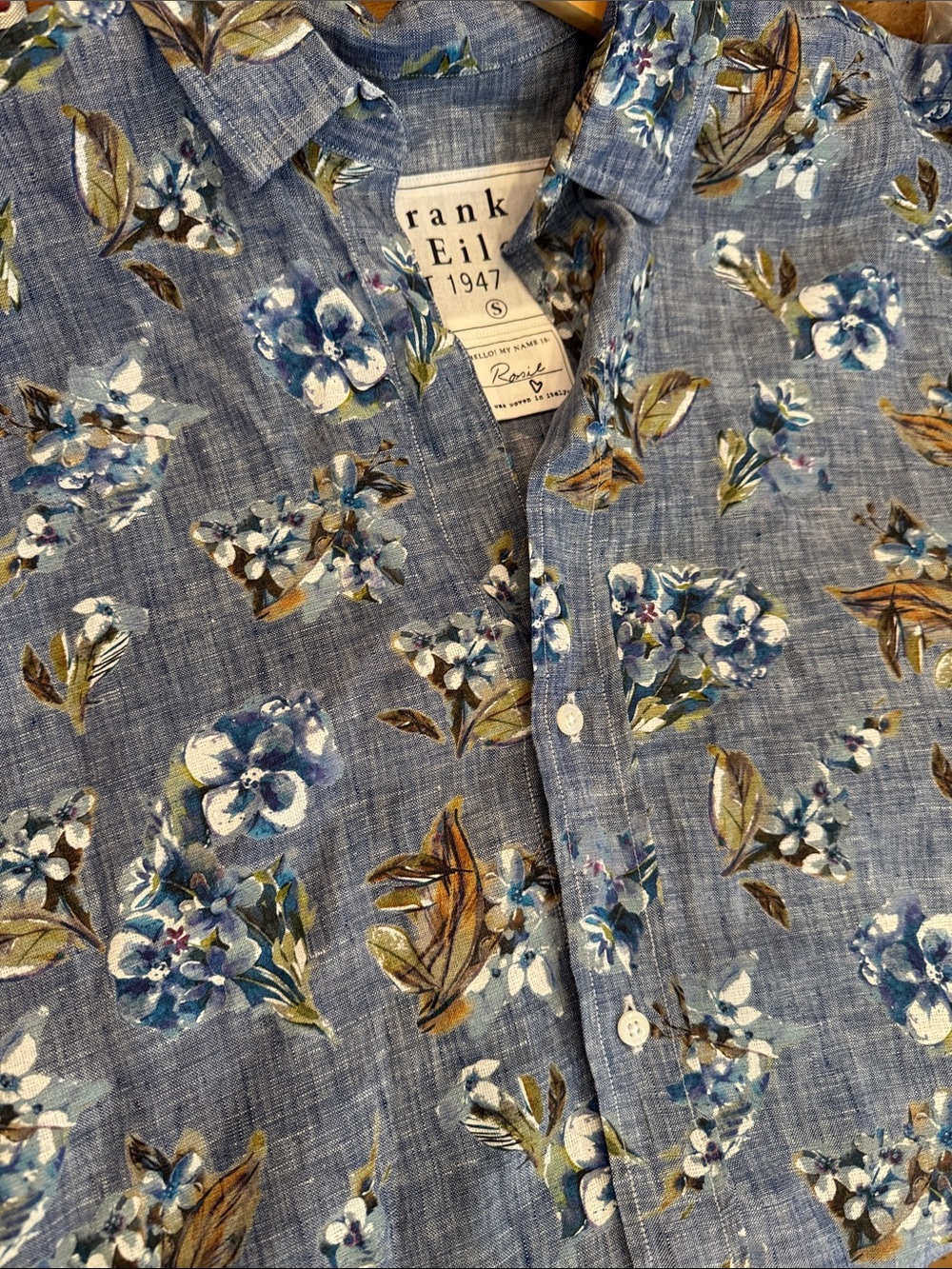 Frank & Eileen Blue Floral Rosie Short-Sleeve Button Shirt New Small - Picture 4 of 6